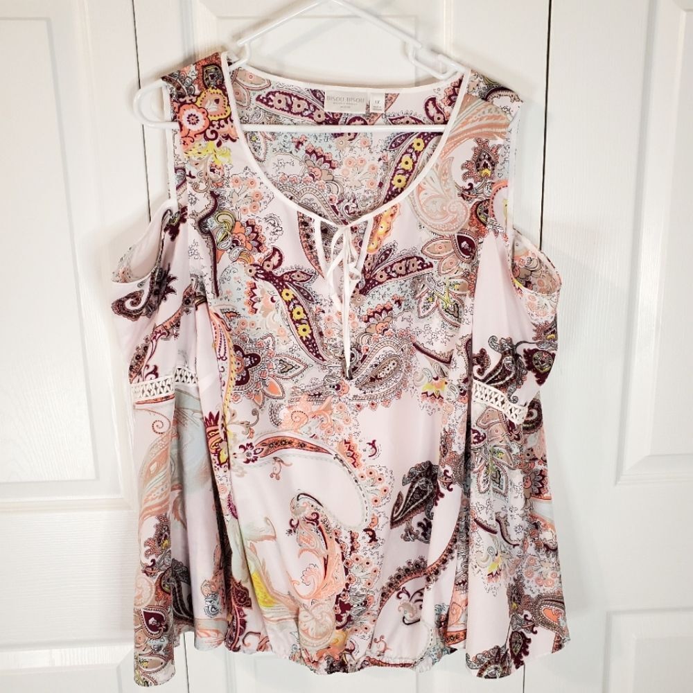 BISOU BISOU Cold Shoulder Paisley Print Bell Sleeve Boho Gypsy Blouse Size 1X